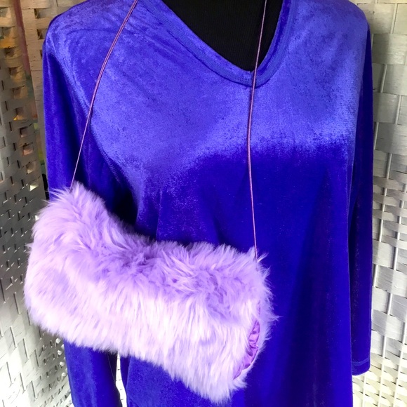 Purple Faux Fur Artisan Muff Lavender NWOT - Picture 5 of 6